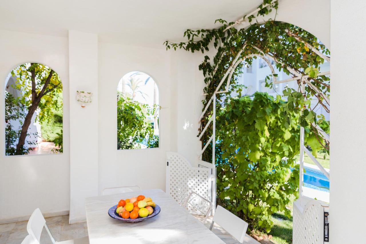Oasis Club Ii Triplex By Rock Javea